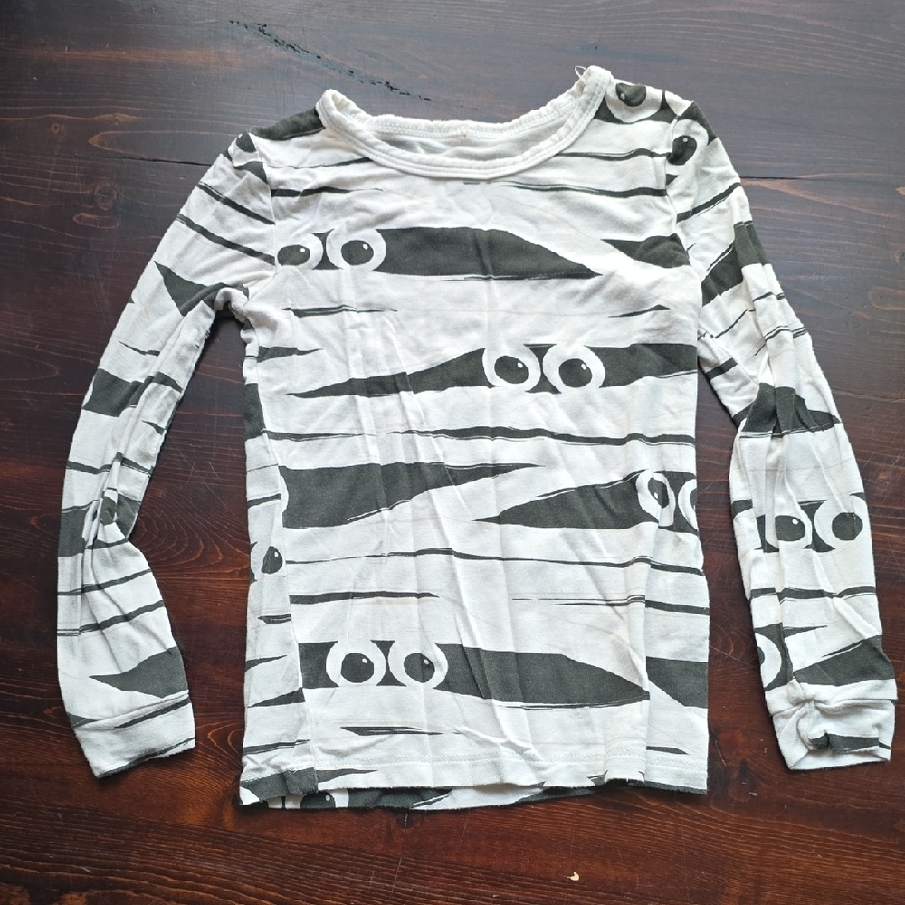 Rabbit Moon Mummy Peeking Eyes Halloween Pajama Top - Size 4T